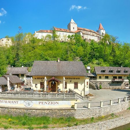 Resort U Jelena Křivoklát المظهر الخارجي الصورة