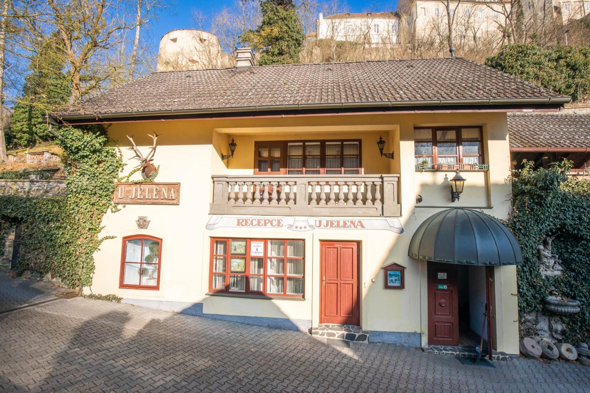Resort U Jelena Křivoklát المظهر الخارجي الصورة